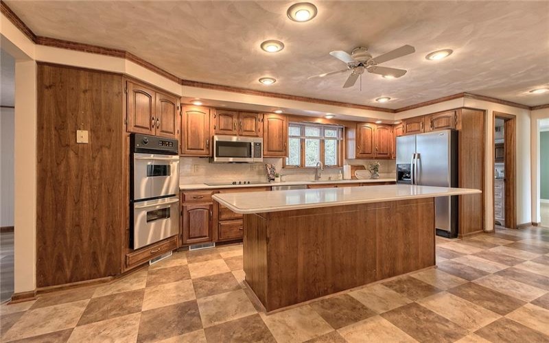 1318 Dellview Drive, Greensburg, 15601, 4 Bedrooms Bedrooms, 12 Rooms Rooms,2.2 BathroomsBathrooms,Residential,For Sale,Dellview Drive,1697711