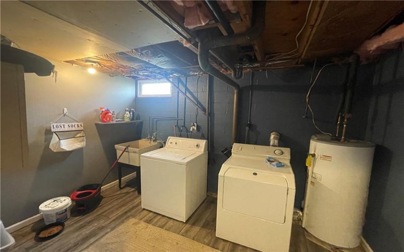 303 6th Avenue, New Eagle, 15067, 3 Bedrooms Bedrooms, 9 Rooms Rooms,2 BathroomsBathrooms,Residential,For Sale,6th Avenue,1697852