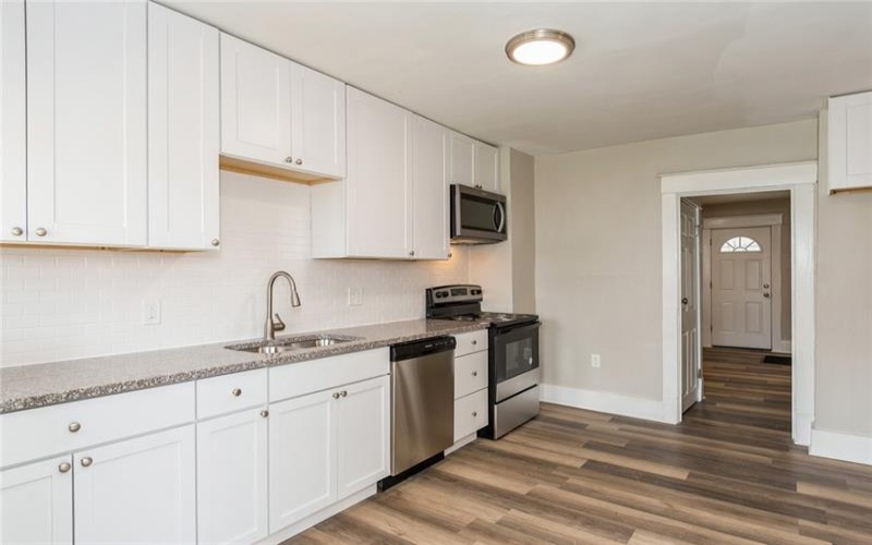 2014 Constitution Blvd, Arnold, 15068, 3 Bedrooms Bedrooms, 6 Rooms Rooms,1 BathroomBathrooms,Residential,For Sale,Constitution Blvd,1697995