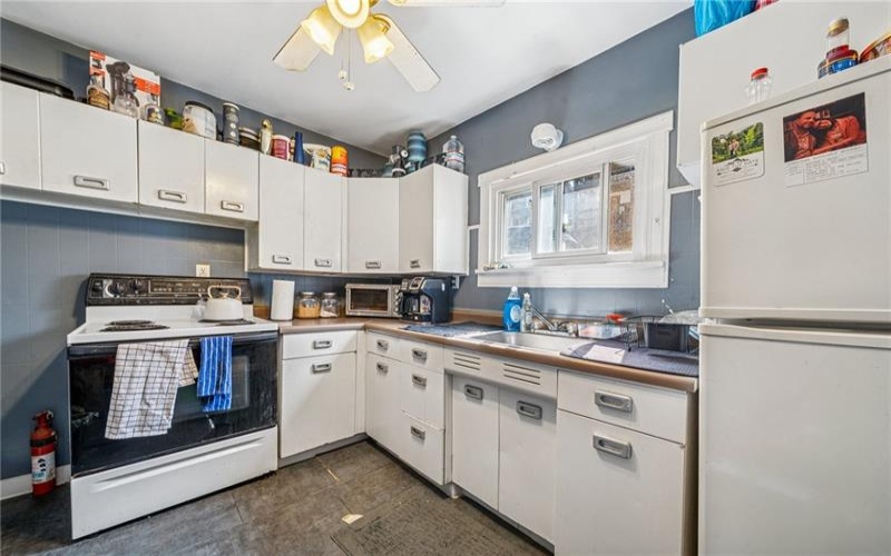 5816-5818 Madison Ave, Export, 15632, 4 Bedrooms Bedrooms, ,4 BathroomsBathrooms,Residential,For Sale,Madison Ave,1693651
