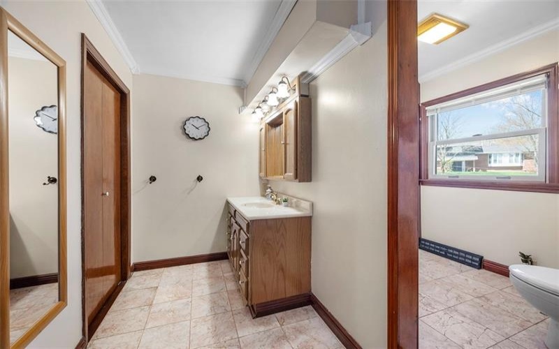 126 Woodland Dr, New Kensington, 15068, 3 Bedrooms Bedrooms, ,3.1 BathroomsBathrooms,Residential,For Sale,Woodland Dr,1696062