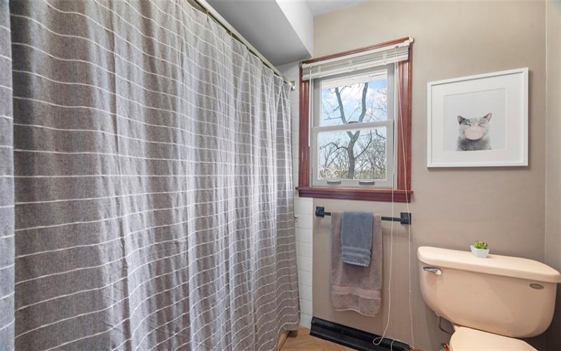 126 Woodland Dr, New Kensington, 15068, 3 Bedrooms Bedrooms, ,3.1 BathroomsBathrooms,Residential,For Sale,Woodland Dr,1696062