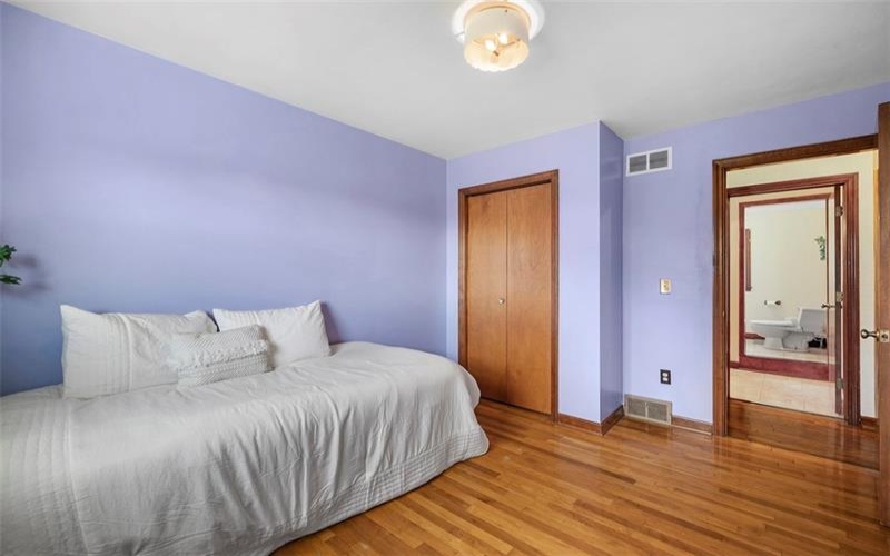 126 Woodland Dr, New Kensington, 15068, 3 Bedrooms Bedrooms, ,3.1 BathroomsBathrooms,Residential,For Sale,Woodland Dr,1696062