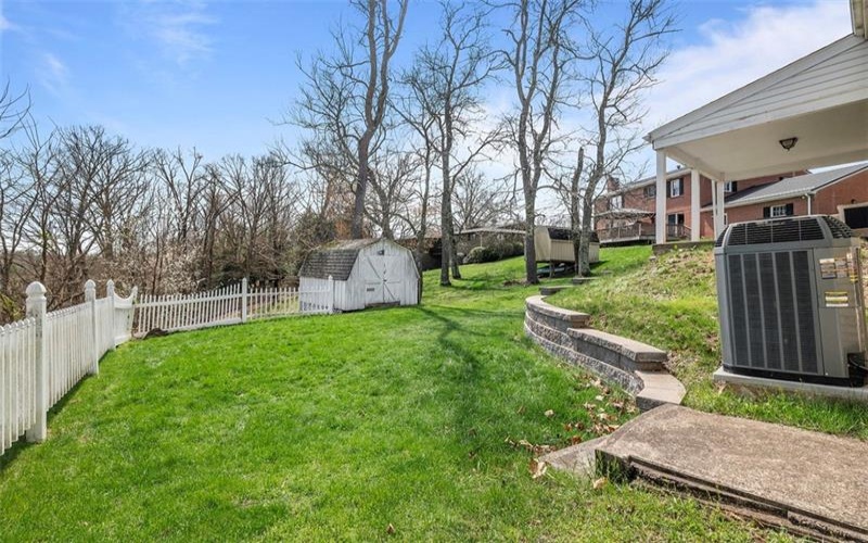 126 Woodland Dr, New Kensington, 15068, 3 Bedrooms Bedrooms, ,3.1 BathroomsBathrooms,Residential,For Sale,Woodland Dr,1696062