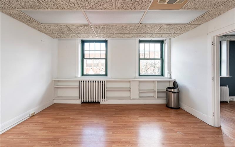 102 MAIN, Greensburg, 15601, ,Commercial-industrial-business,For Sale,MAIN,1697323