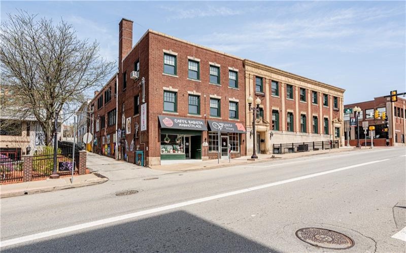 102 MAIN, Greensburg, 15601, ,Commercial-industrial-business,For Sale,MAIN,1697323