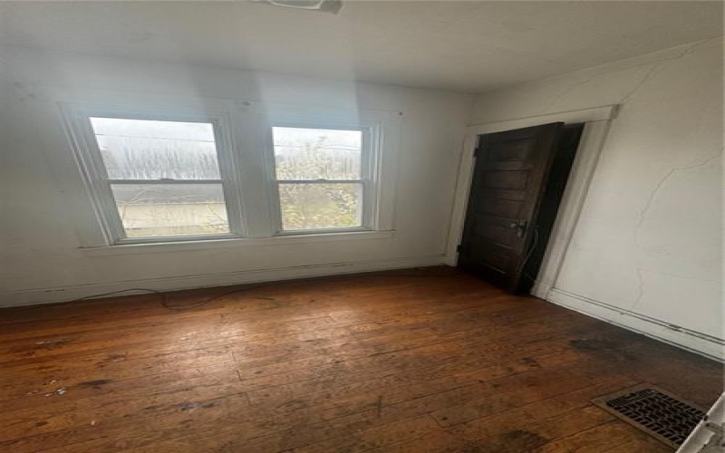 201 Locust Street, New Kensington, 15068, 3 Bedrooms Bedrooms, ,1 BathroomBathrooms,Residential,For Sale,Locust Street,1697873