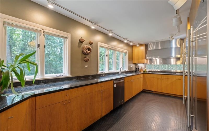 114 Forelle Lane, Ligonier, 15658, 3 Bedrooms Bedrooms, ,2 BathroomsBathrooms,Residential,For Sale,Forelle Lane,1697881