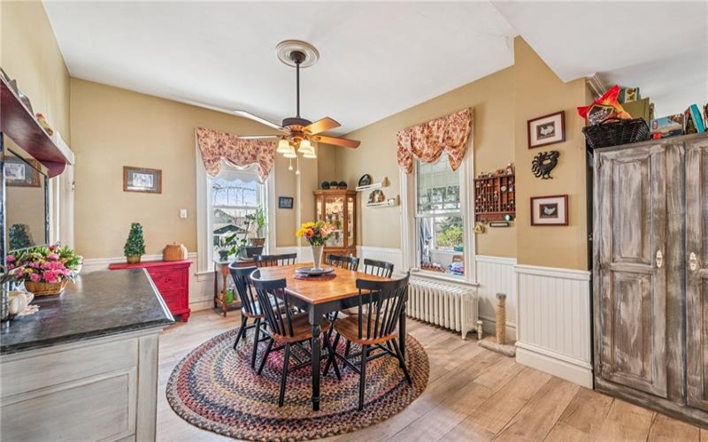 620 Main St, Latrobe, 15650, 4 Bedrooms Bedrooms, 11 Rooms Rooms,2.1 BathroomsBathrooms,Residential,For Sale,Main St,1697922
