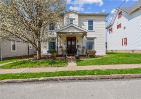 620 Main St, Latrobe, 15650, 4 Bedrooms Bedrooms, 11 Rooms Rooms,2.1 BathroomsBathrooms,Residential,For Sale,Main St,1697922