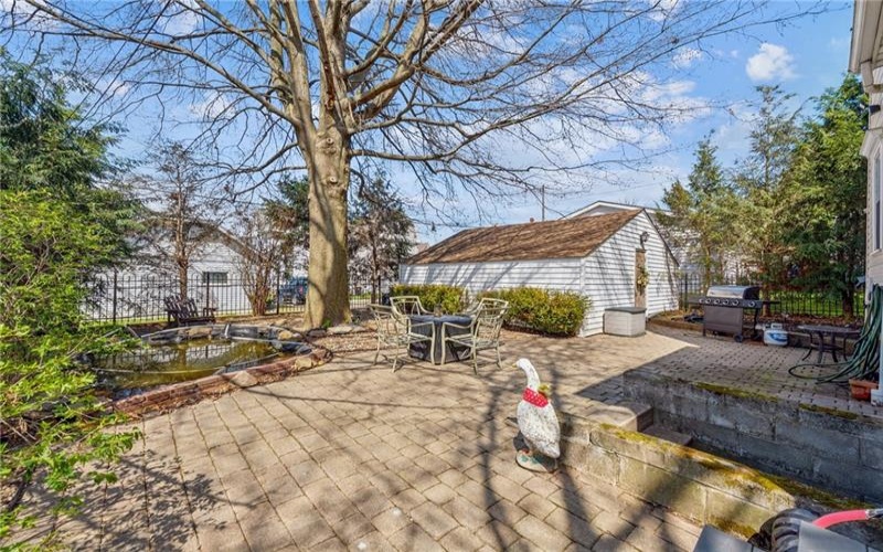 620 Main St, Latrobe, 15650, 4 Bedrooms Bedrooms, 11 Rooms Rooms,2.1 BathroomsBathrooms,Residential,For Sale,Main St,1697922