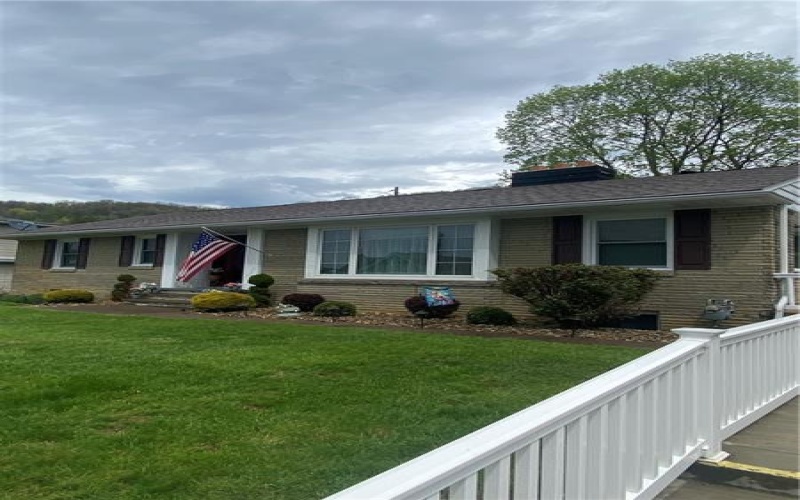 1007 Vine St, West Newton, 15089, 3 Bedrooms Bedrooms, ,2.1 BathroomsBathrooms,Residential,For Sale,Vine St,1697929