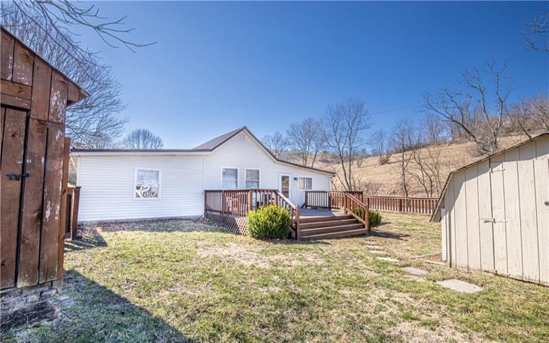 398 Sugar Run Rd, Waynesburg, 15370, 2 Bedrooms Bedrooms, ,1 BathroomBathrooms,Residential,For Sale,Sugar Run Rd,1691537