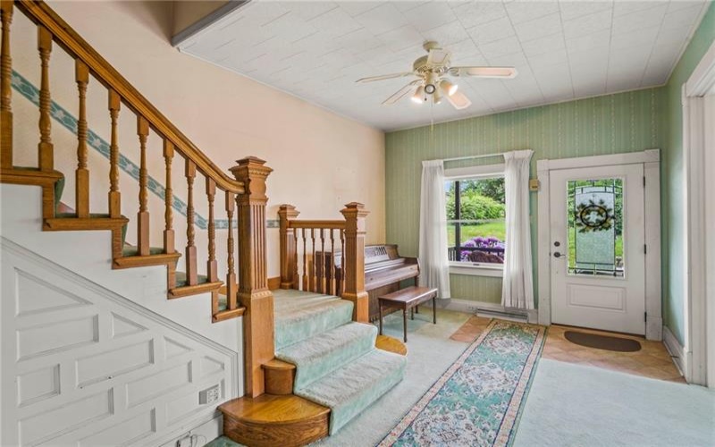 68 Elm Street, Waynesburg, 15370, 3 Bedrooms Bedrooms, 8 Rooms Rooms,1.1 BathroomsBathrooms,Residential,For Sale,Elm Street,1692337
