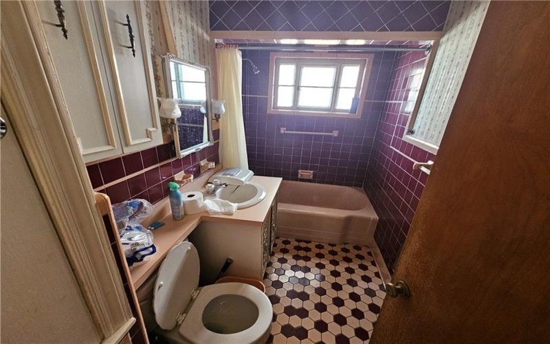 724 Henry St, Belle Vernon, 15012, 2 Bedrooms Bedrooms, ,2 BathroomsBathrooms,Residential,For Sale,Henry St,1696937