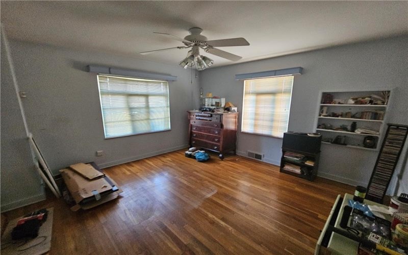 724 Henry St, Belle Vernon, 15012, 2 Bedrooms Bedrooms, ,2 BathroomsBathrooms,Residential,For Sale,Henry St,1696937