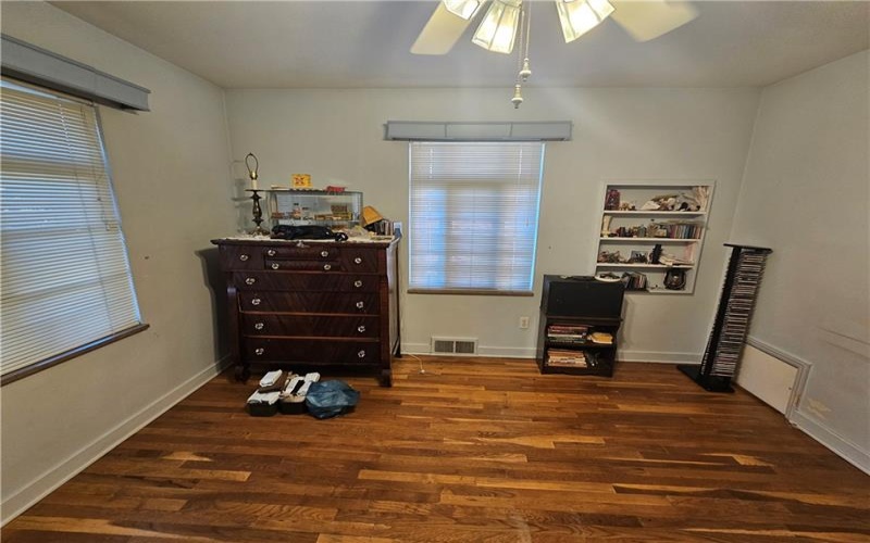 724 Henry St, Belle Vernon, 15012, 2 Bedrooms Bedrooms, ,2 BathroomsBathrooms,Residential,For Sale,Henry St,1696937
