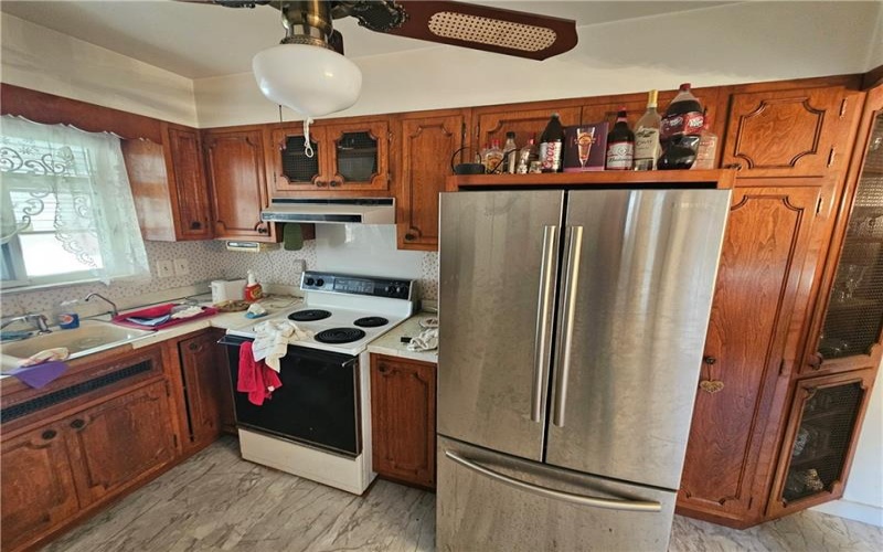 724 Henry St, Belle Vernon, 15012, 2 Bedrooms Bedrooms, ,2 BathroomsBathrooms,Residential,For Sale,Henry St,1696937