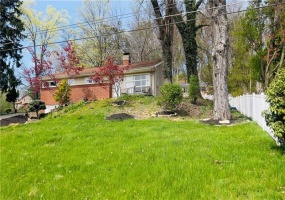 4284 Jackson Ct, Murrysville, 15668, 4 Bedrooms Bedrooms, 9 Rooms Rooms,3 BathroomsBathrooms,Residential,For Sale,Jackson Ct,1697752