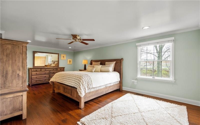 107 Roscommon, Canonsburg, 15317, 3 Bedrooms Bedrooms, 7 Rooms Rooms,2.1 BathroomsBathrooms,Residential,For Sale,Roscommon,1697765