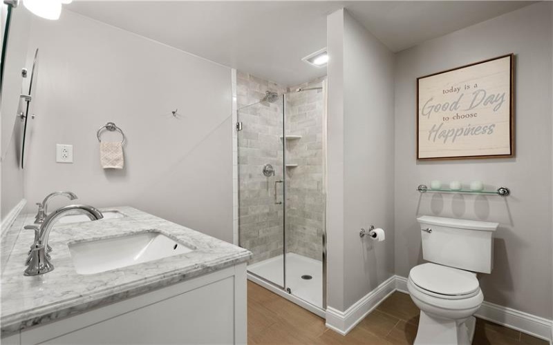 107 Roscommon, Canonsburg, 15317, 3 Bedrooms Bedrooms, 7 Rooms Rooms,2.1 BathroomsBathrooms,Residential,For Sale,Roscommon,1697765