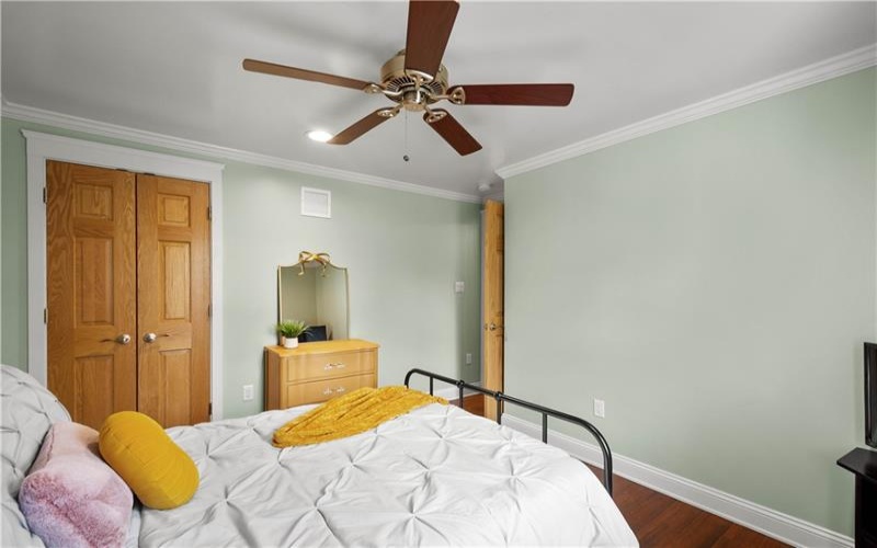 107 Roscommon, Canonsburg, 15317, 3 Bedrooms Bedrooms, 7 Rooms Rooms,2.1 BathroomsBathrooms,Residential,For Sale,Roscommon,1697765