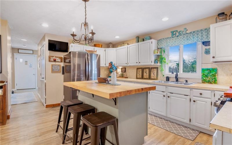 408 Byers Road, Somerset, 15501, 3 Bedrooms Bedrooms, ,3 BathroomsBathrooms,Residential,For Sale,Byers Road,1697820