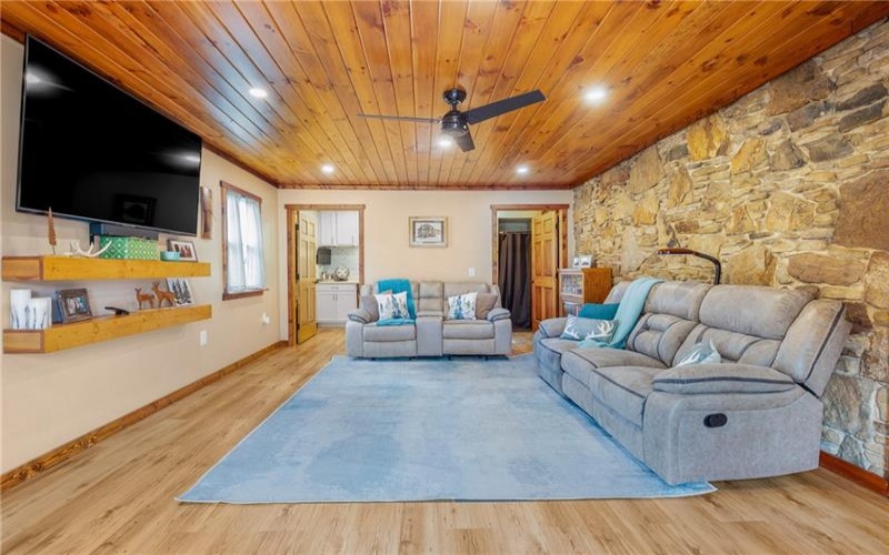 408 Byers Road, Somerset, 15501, 3 Bedrooms Bedrooms, ,3 BathroomsBathrooms,Residential,For Sale,Byers Road,1697820