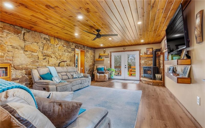 408 Byers Road, Somerset, 15501, 3 Bedrooms Bedrooms, ,3 BathroomsBathrooms,Residential,For Sale,Byers Road,1697820