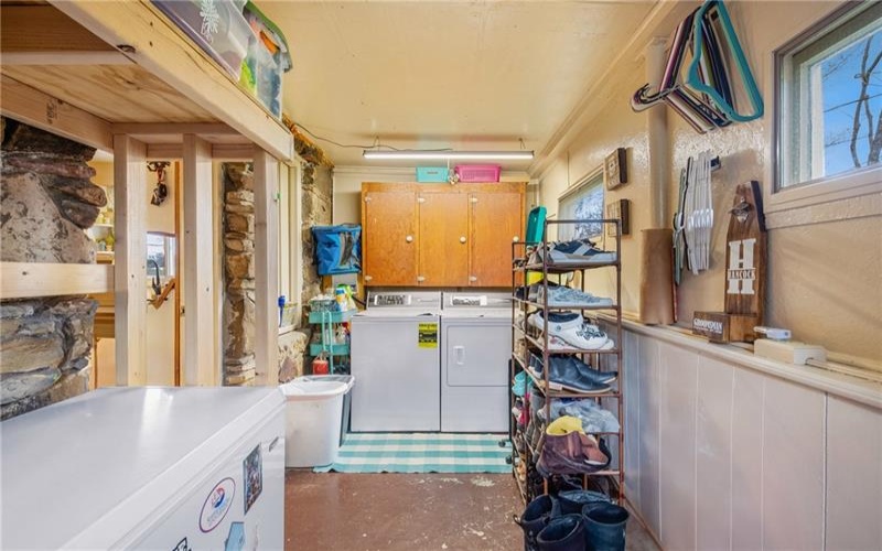 408 Byers Road, Somerset, 15501, 3 Bedrooms Bedrooms, ,3 BathroomsBathrooms,Residential,For Sale,Byers Road,1697820