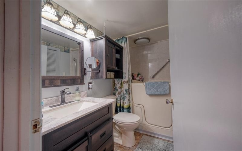 114 Bebout Rd, Venetia, 15367, 4 Bedrooms Bedrooms, ,1.1 BathroomsBathrooms,Residential,For Sale,Bebout Rd,1698053