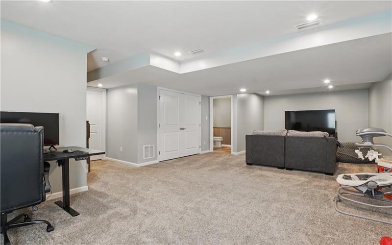 149 Piatt Estates Drive, Washington, 15301, 4 Bedrooms Bedrooms, 10 Rooms Rooms,2.2 BathroomsBathrooms,Residential,For Sale,Piatt Estates Drive,1698067