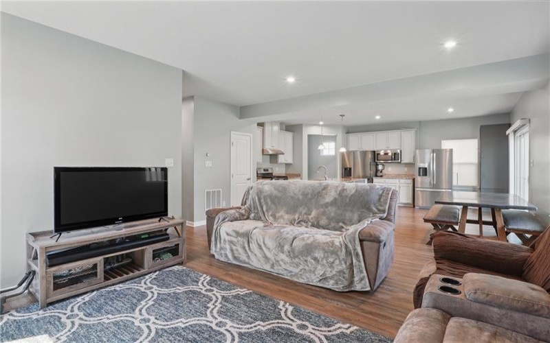 149 Piatt Estates Drive, Washington, 15301, 4 Bedrooms Bedrooms, 10 Rooms Rooms,2.2 BathroomsBathrooms,Residential,For Sale,Piatt Estates Drive,1698067