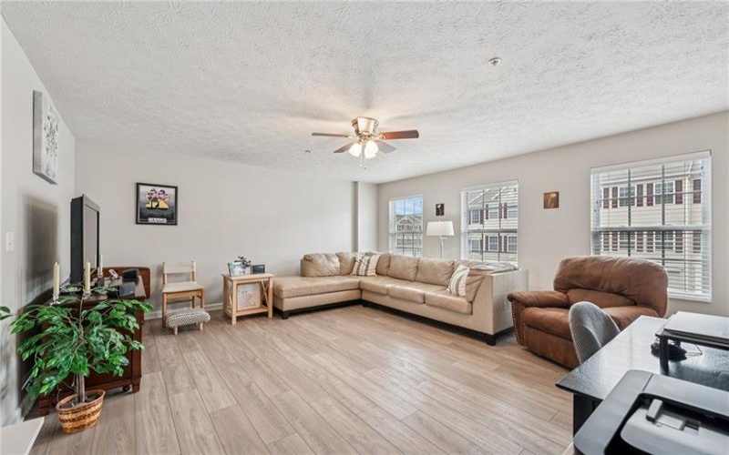 102 Alderwood Drive, Greensburg, 15601, 3 Bedrooms Bedrooms, 5 Rooms Rooms,2.1 BathroomsBathrooms,Residential,For Sale,Alderwood Drive,1698071