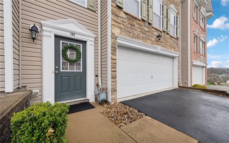 102 Alderwood Drive, Greensburg, 15601, 3 Bedrooms Bedrooms, 5 Rooms Rooms,2.1 BathroomsBathrooms,Residential,For Sale,Alderwood Drive,1698071