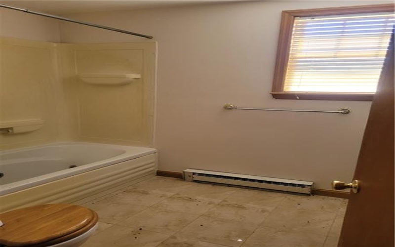404 E Beau St, Washington, 15301, 2 Bedrooms Bedrooms, ,1.1 BathroomsBathrooms,Lease,For Sale,E Beau St,1698094
