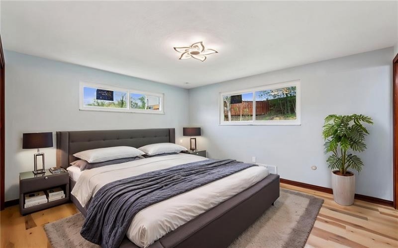 13689 Lincoln Way, Irwin, 15642, 3 Bedrooms Bedrooms, ,2.1 BathroomsBathrooms,Residential,For Sale,Lincoln Way,1698096