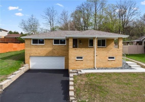13689 Lincoln Way, Irwin, 15642, 3 Bedrooms Bedrooms, ,2.1 BathroomsBathrooms,Residential,For Sale,Lincoln Way,1698096