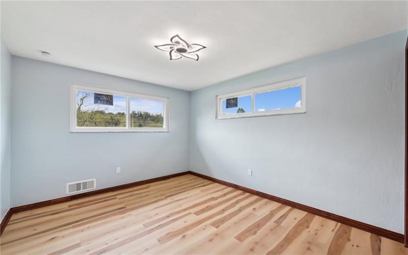13689 Lincoln Way, Irwin, 15642, 3 Bedrooms Bedrooms, ,2.1 BathroomsBathrooms,Residential,For Sale,Lincoln Way,1698096