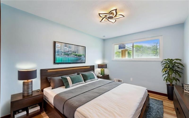 13689 Lincoln Way, Irwin, 15642, 3 Bedrooms Bedrooms, ,2.1 BathroomsBathrooms,Residential,For Sale,Lincoln Way,1698096