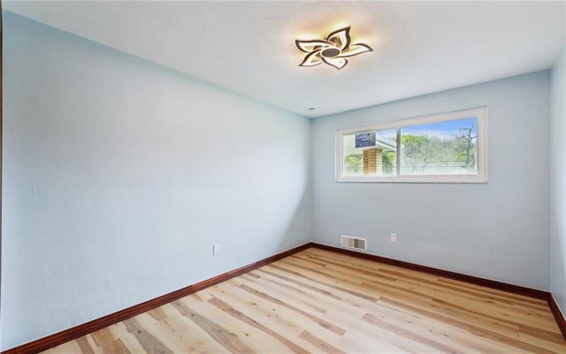 13689 Lincoln Way, Irwin, 15642, 3 Bedrooms Bedrooms, ,2.1 BathroomsBathrooms,Residential,For Sale,Lincoln Way,1698096