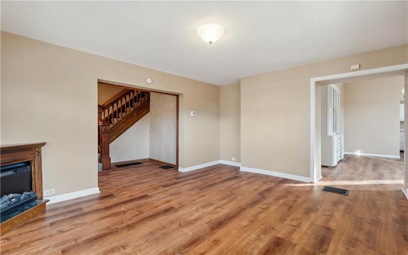 400 Allison Ave, Washington, 15301, 4 Bedrooms Bedrooms, 9 Rooms Rooms,2 BathroomsBathrooms,Residential,For Sale,Allison Ave,1698104