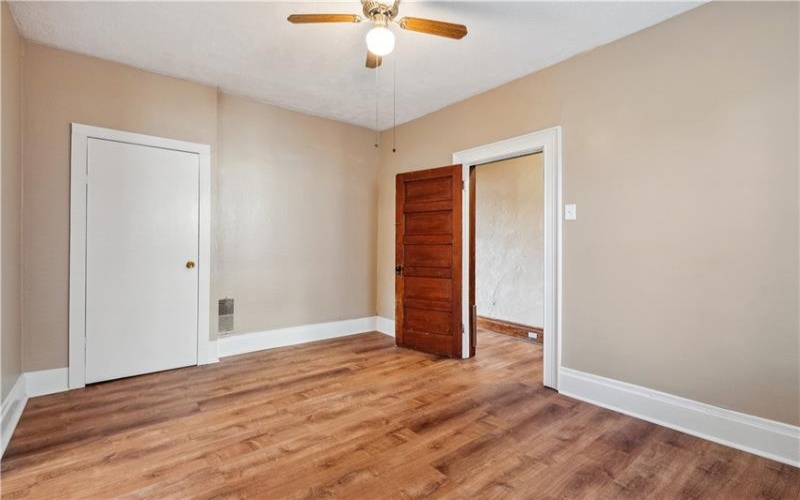 400 Allison Ave, Washington, 15301, 4 Bedrooms Bedrooms, 9 Rooms Rooms,2 BathroomsBathrooms,Residential,For Sale,Allison Ave,1698104