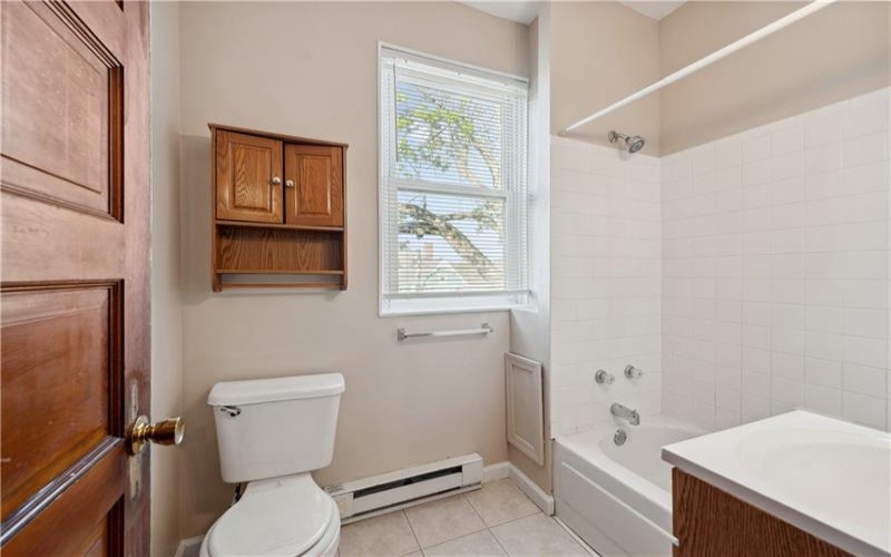 400 Allison Ave, Washington, 15301, 4 Bedrooms Bedrooms, 9 Rooms Rooms,2 BathroomsBathrooms,Residential,For Sale,Allison Ave,1698104