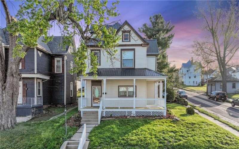400 Allison Ave, Washington, 15301, 4 Bedrooms Bedrooms, 9 Rooms Rooms,2 BathroomsBathrooms,Residential,For Sale,Allison Ave,1698104