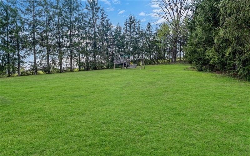 1949 Rostraver Rd, Rostraver Township, 15012, 3 Bedrooms Bedrooms, 8 Rooms Rooms,2 BathroomsBathrooms,Residential,For Sale,Rostraver Rd,1698122
