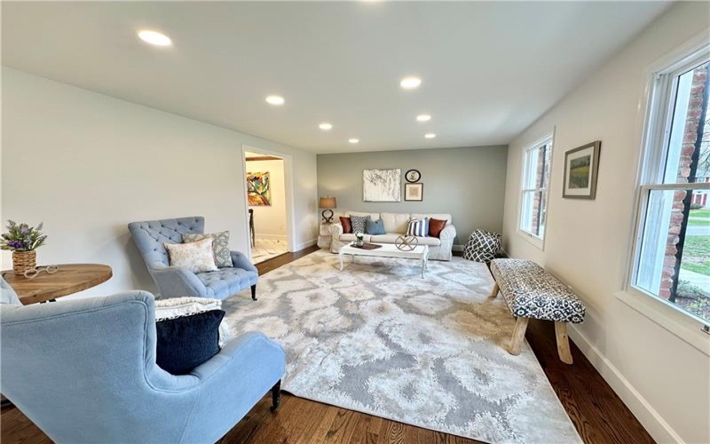 216 Friar Ln, Canonsburg, 15317, 4 Bedrooms Bedrooms, 10 Rooms Rooms,2.1 BathroomsBathrooms,Residential,For Sale,Friar Ln,1695802