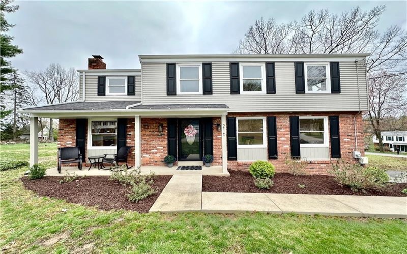 216 Friar Ln, Canonsburg, 15317, 4 Bedrooms Bedrooms, 10 Rooms Rooms,2.1 BathroomsBathrooms,Residential,For Sale,Friar Ln,1695802