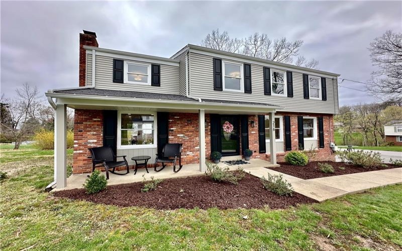 216 Friar Ln, Canonsburg, 15317, 4 Bedrooms Bedrooms, 10 Rooms Rooms,2.1 BathroomsBathrooms,Residential,For Sale,Friar Ln,1695802
