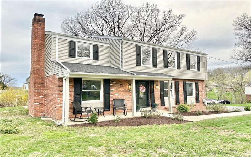 216 Friar Ln, Canonsburg, 15317, 4 Bedrooms Bedrooms, 10 Rooms Rooms,2.1 BathroomsBathrooms,Residential,For Sale,Friar Ln,1695802